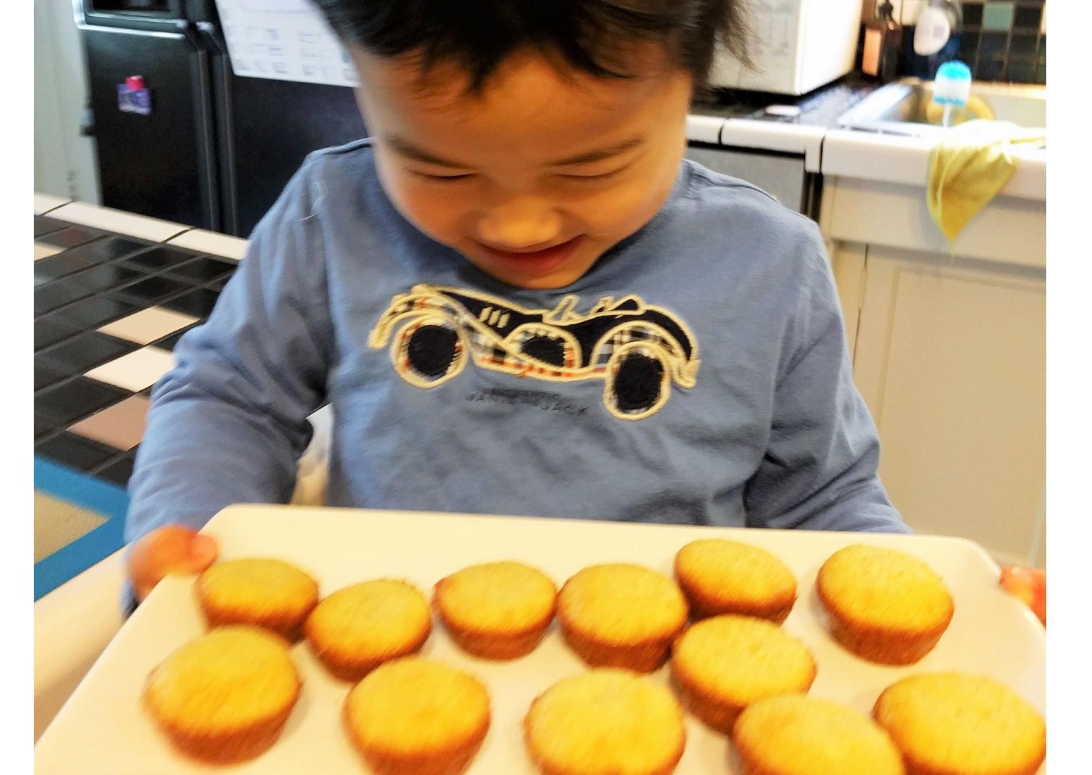 kids love cupcakes